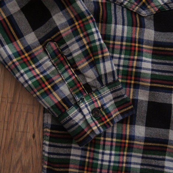 Group of 2 Boy's Button Down Shirts - Picture 9 of 13